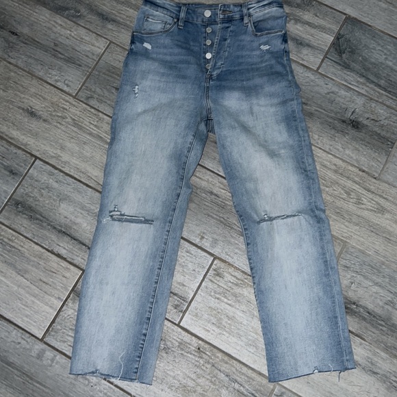 BLANK NYC The Baxter Straight Distressed Jeans - Picture 4 of 11